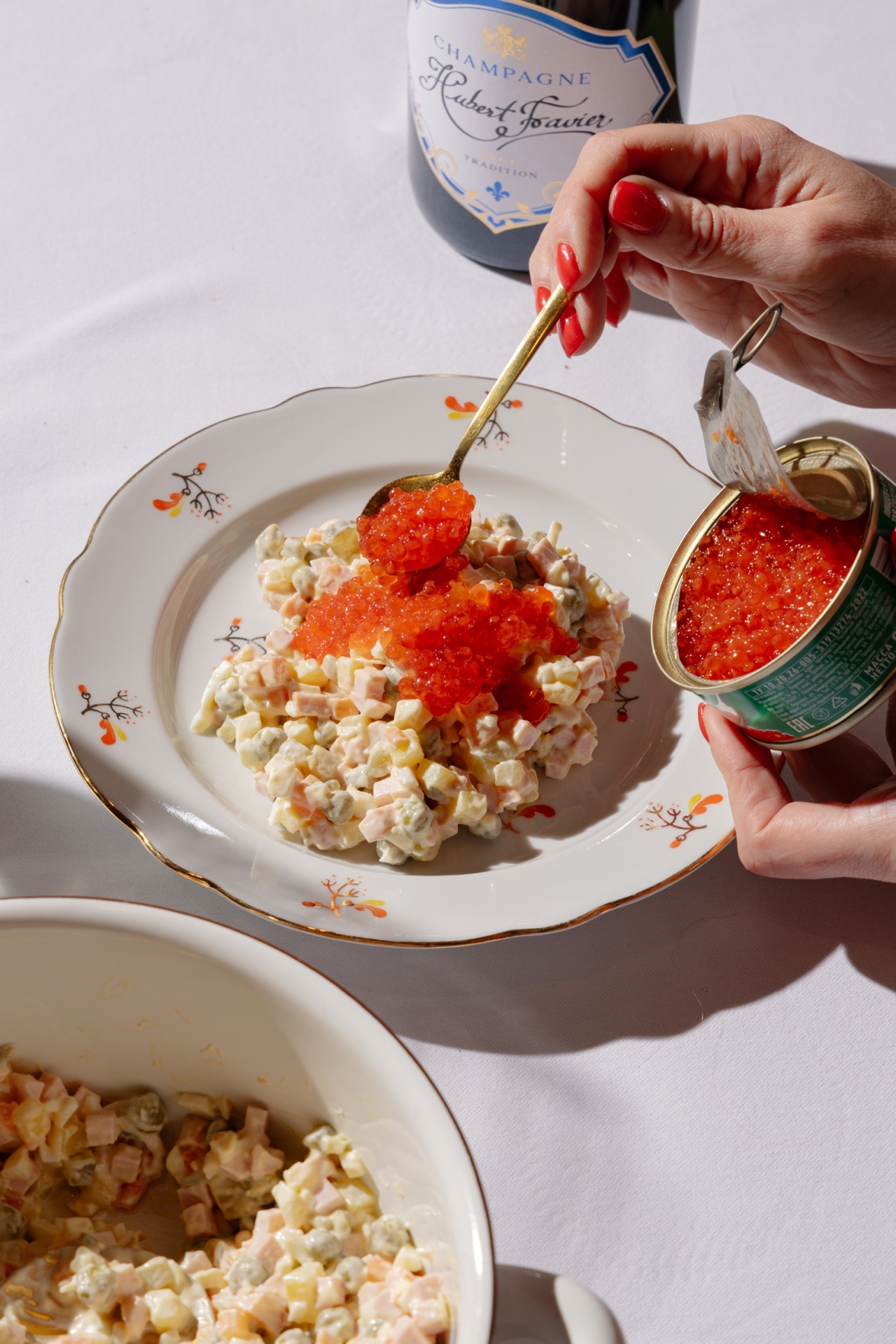 Oliv`e s krasnoj ikroj_Par Michele Gastronomie.jpg