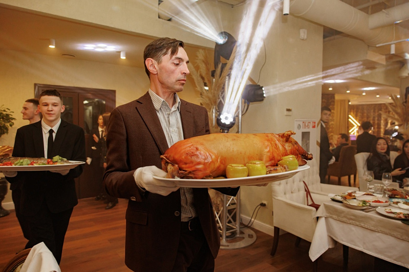 Сварог Сварог